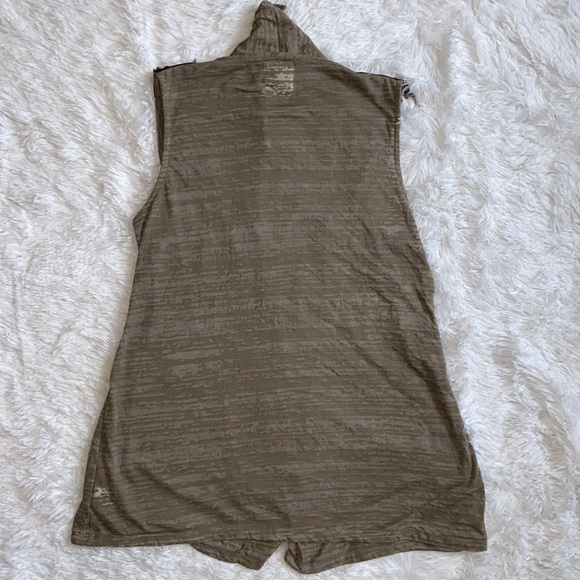 Son Of John Heathered Camo Vest Size 2 - Picture 4 of 9